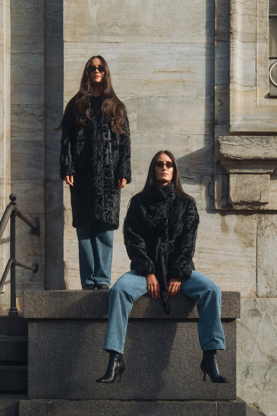 Sarah Coat - Black