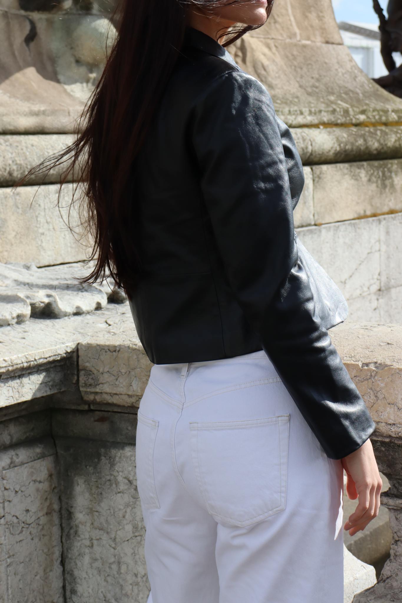 Phylis Blazer - Black