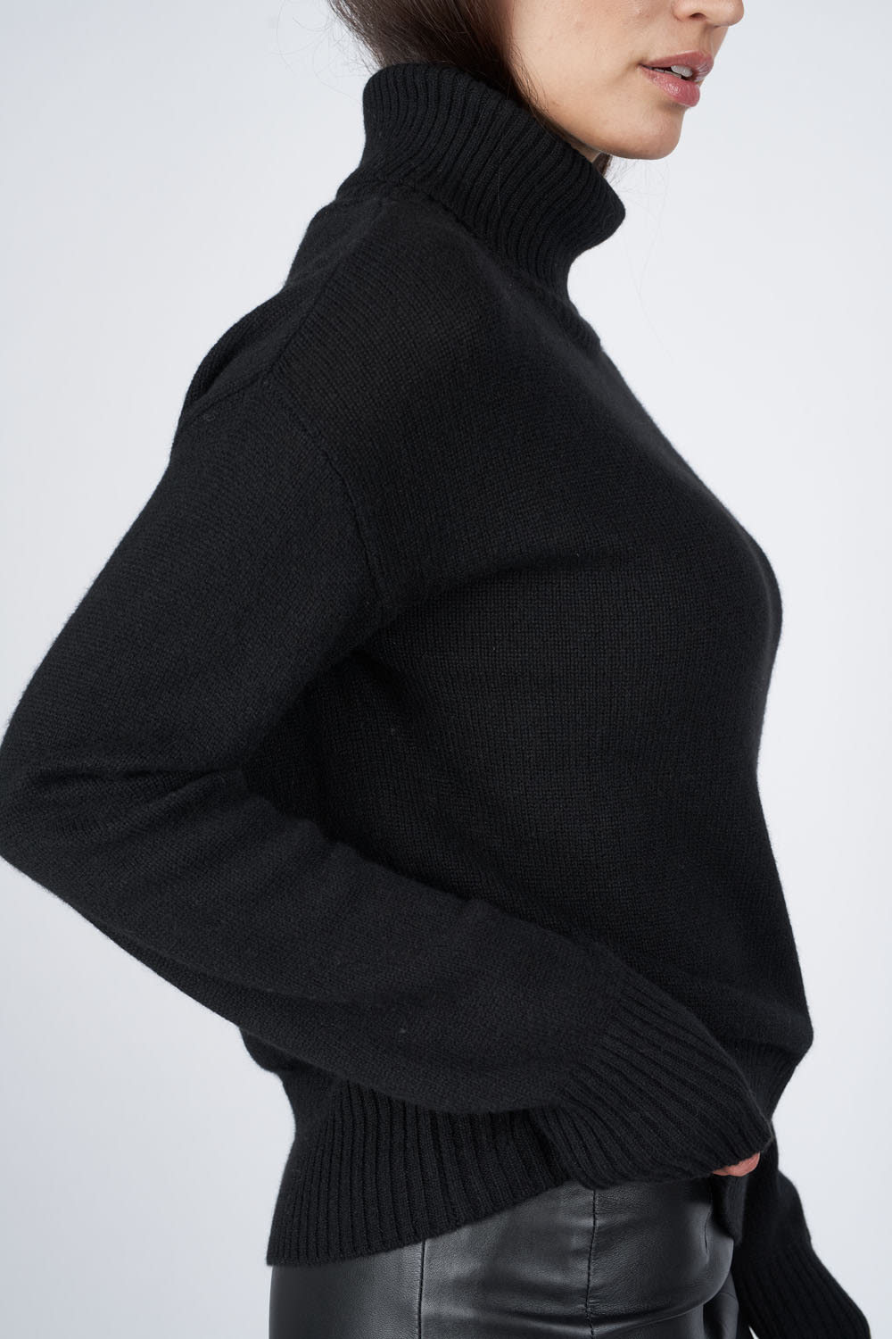 Merle Jumper - Black