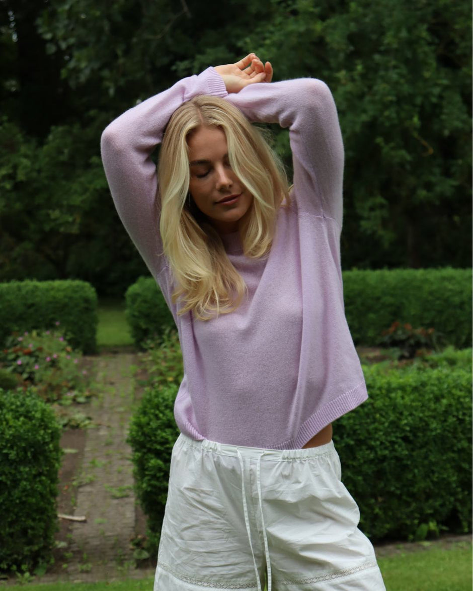 Lace Blouse - Soft lavendar