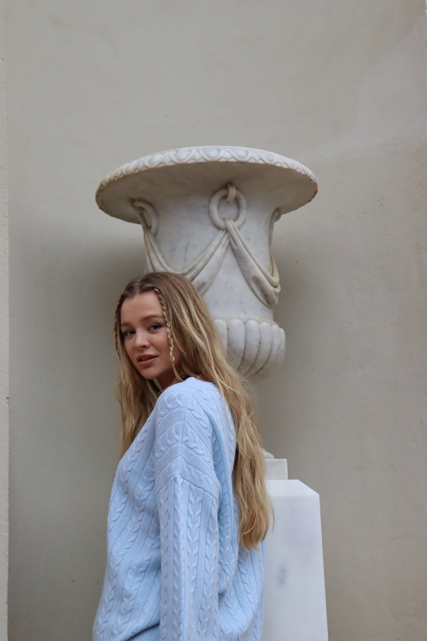 O'TAY Berry Sweater Blouses Pastel Blue